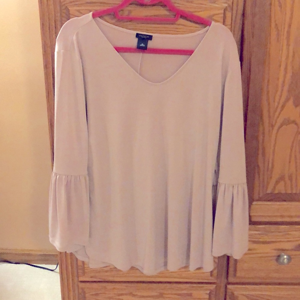 Blush pink Ann Taylor top